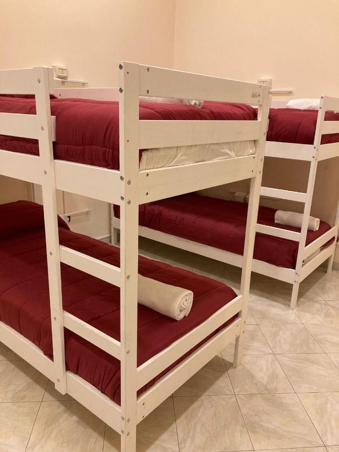 A I R H2O Hostel Naples Luaran gambar